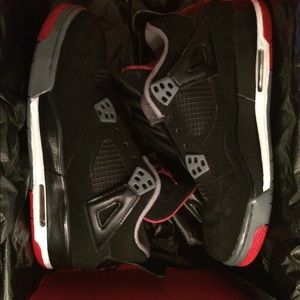 Bred 4s
